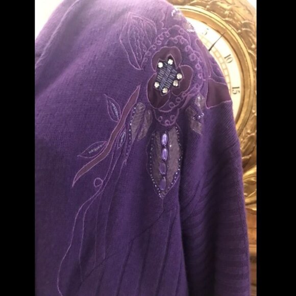 SUZELLE Vintage Sweater. 1980's. Lambswool and Angora Rabbit. Size Medium.  AL - Picture 2 of 7